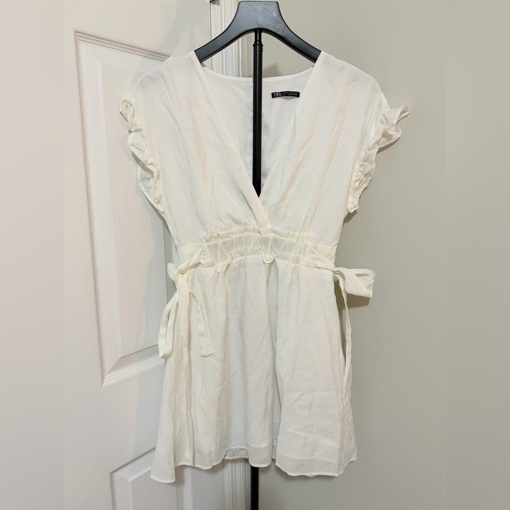 Zara White Wrap Dress with V-Neck